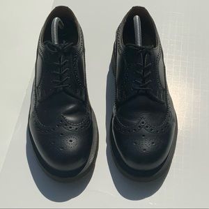 Dr Martens Wingtips